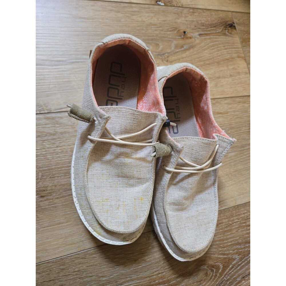 Hey Dude Wendy Size 7 Chambray White Nut Women’s Loafers Slip In Shoes AS IS